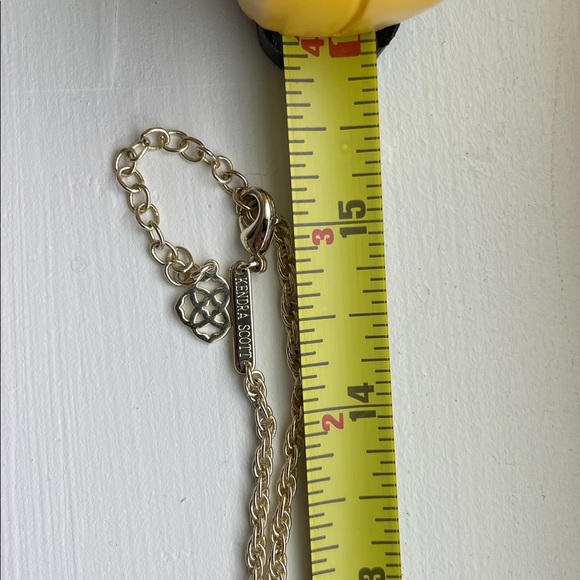 KENDRA SCOTT Reid Pendant Necklace - Picture 4 of 7